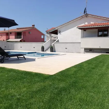 Victoria ポレッチ